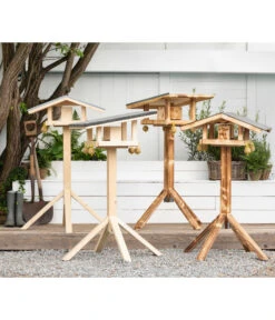 Dehner Natura Futterhaus Karwendel, Natur, Inkl. Ständer, Ca. B84,3/H127,2/T84,3 Cm -Gartenbedarf Förderung 6622872 6622898 6622906 6622922 WE MO 002 NVHRofanKarwendel
